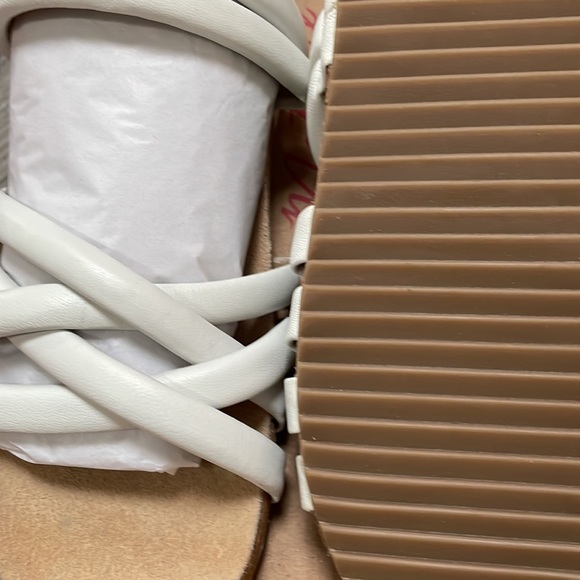 Coconut by Matisse-Leather Sandals - Picture 5 of 6